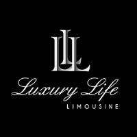 Luxury Life Limousine image 13
