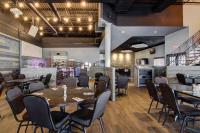 LE 555 BISTRO URBAIN image 3