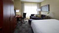 Courtyard by Marriott Montreal Airport image 8