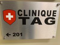 Clinique Tag image 8