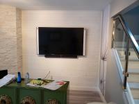 Auxe - TV Mounting and TV Installation | Vancouver image 7