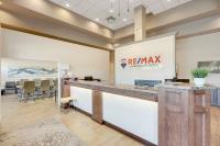 RE/MAX Sabre Realty Group image 4