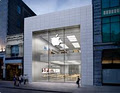 Apple Store Sainte Catherine image 1