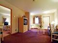 BEST WESTERN Inn & Suites image 2