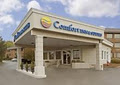 Comfort Inn & Suites logo