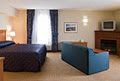 Days Inn & Suites Collingwood image 6