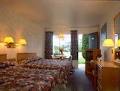 Howard Johnson Hotel Nanaimo image 6