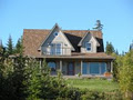 McIntyre's Housekeeping Cottages & Cameron House image 4