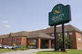 Quality Suites Laval image 2