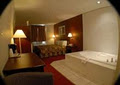 Econo Lodge Inn & Suites image 3