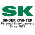 Singer, Kwinter logo