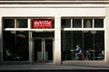 deVille Luxury Coffee & Pastries logo