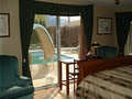 Airport Bed and Breakfast / Guest House image 3