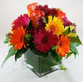 Kelowna Florist - Floral Designs by Lee - All Occasions logo
