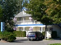 Lakeside Country Inn image 4