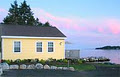 Larinda's Landing Oceanfront Cottages image 2