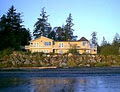 Lodge at Weir's Beach image 1