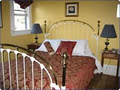 The Manor Guest House Bed and Breakfast Vancouver image 2