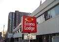 Econo Lodge Downtown image 4