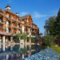Mont Tremblant Hotels reservation center image 2