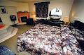 Americas Best Value Inn & Suites-Niagara Falls image 5