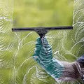 EPC Window Cleaner image 3