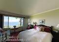 Graycliff Cottage Oceanfront Bed & Breakfast image 2
